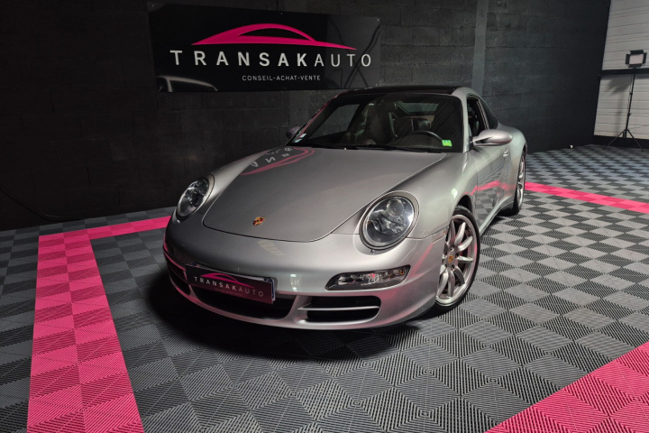 PORSCHE 911 CARRERA 4 COUPE 997