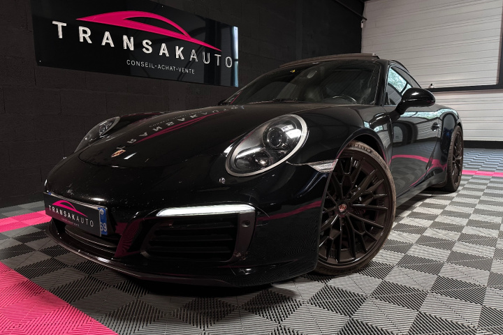 PORSCHE 911 CARRERA COUPE