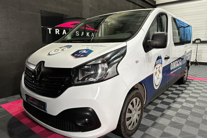 RENAULT TRAFIC COMBI