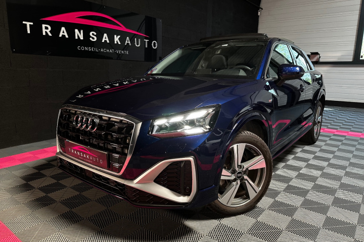 AUDI Q2