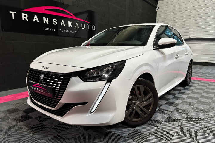 PEUGEOT 208