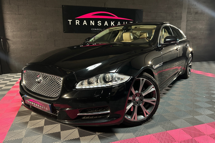 JAGUAR XJ